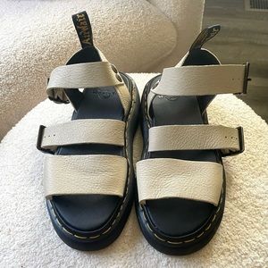 Dr Marten Gryphon Pisa Leather Platform Sandals